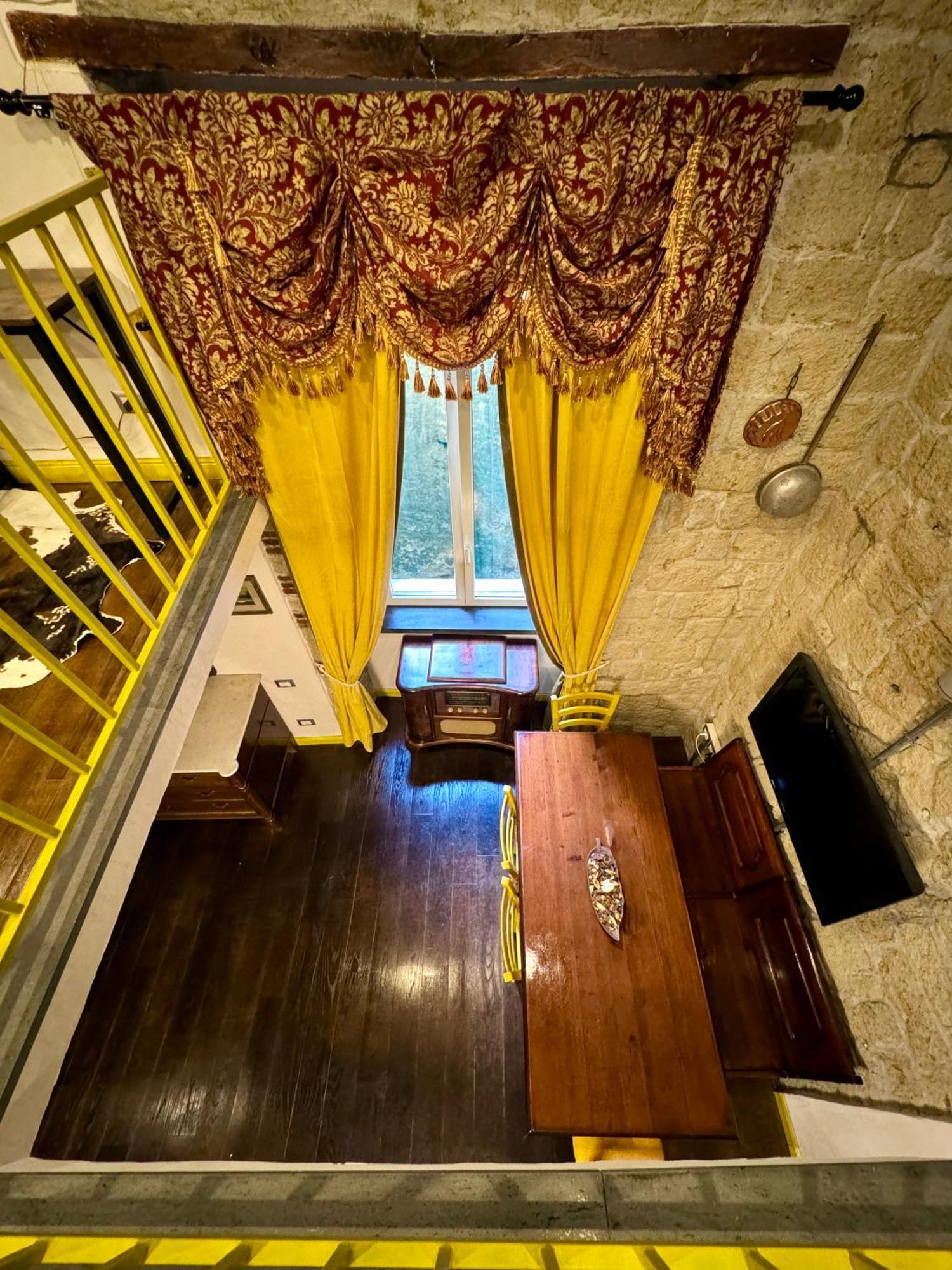Апартаменти Carlito'S House- Un'Intera Casa Al Centro Storico Неаполь Екстер'єр фото